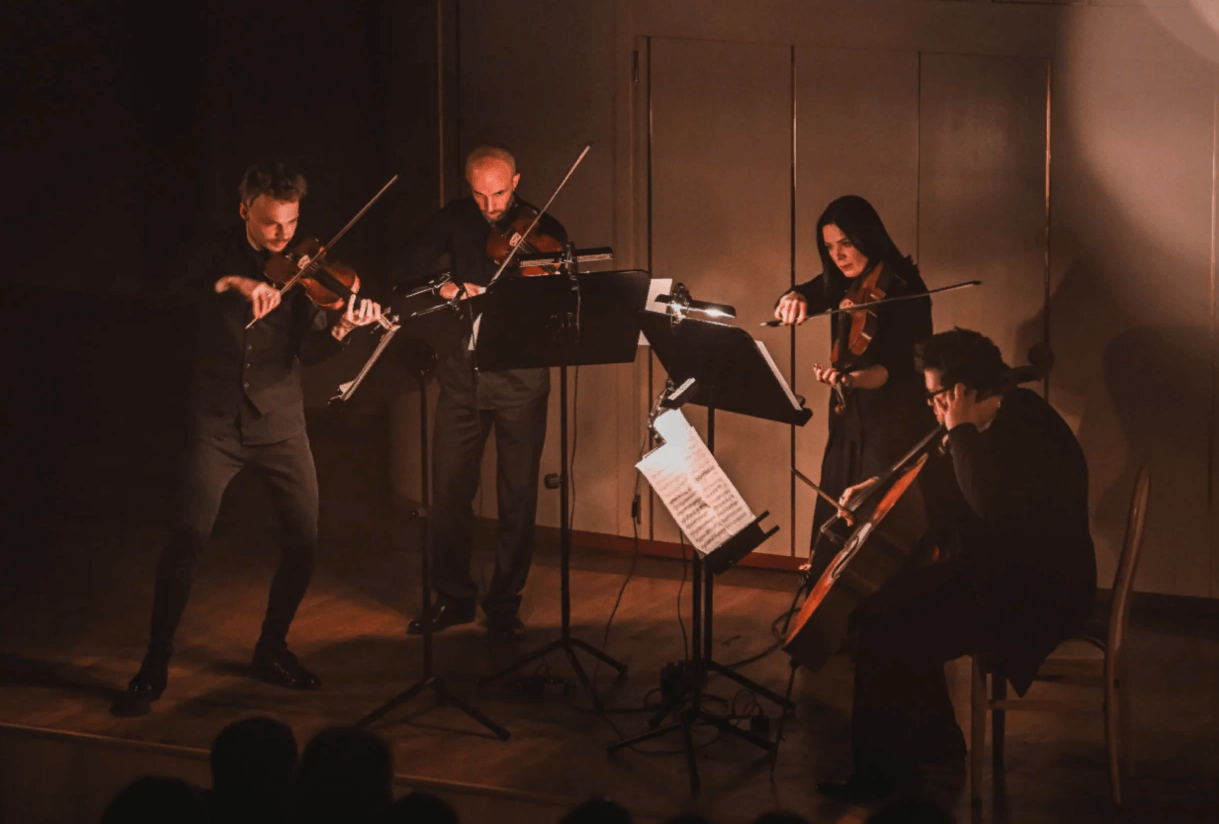 Île Thélème Ensemble