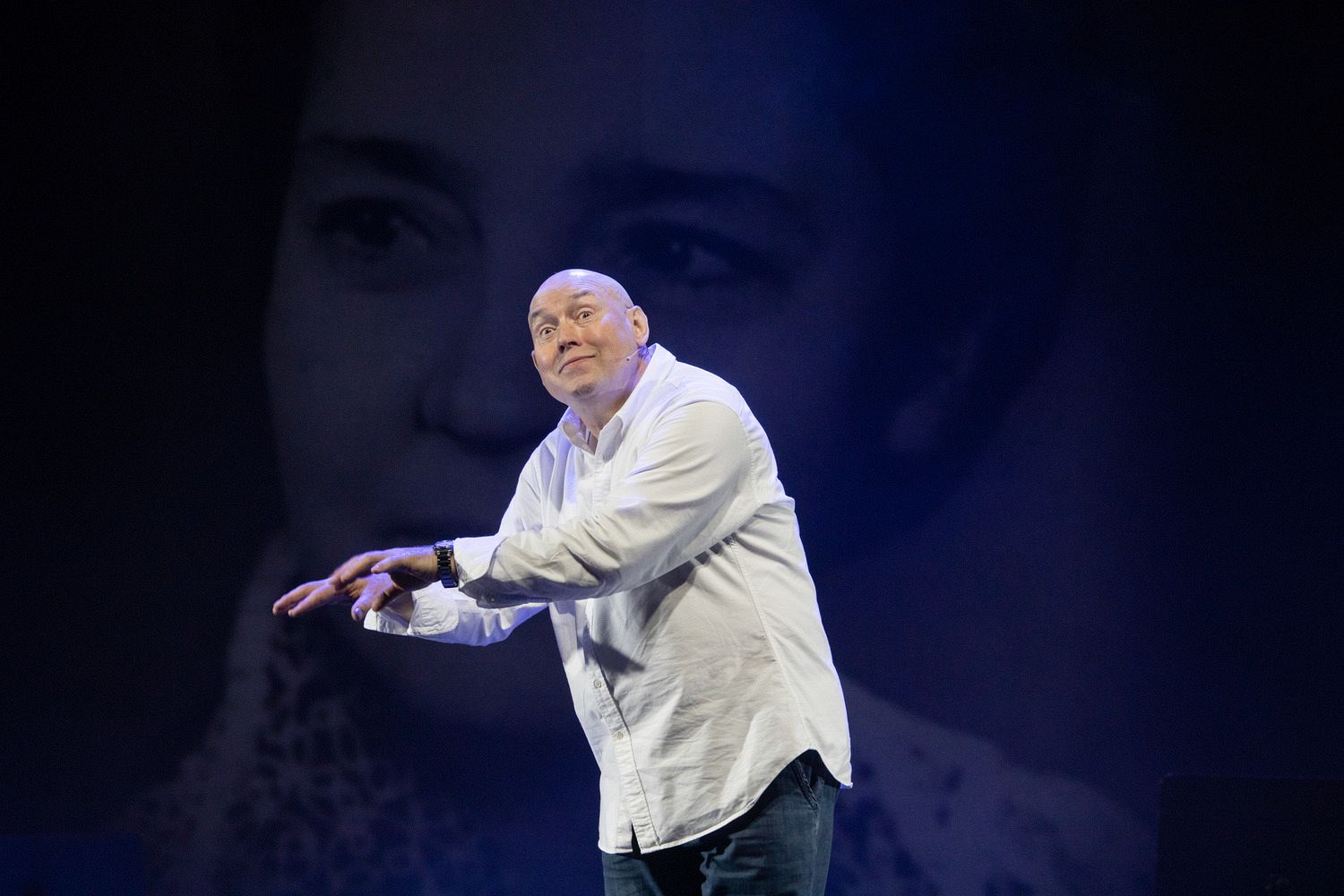 Авторский вечер Виктора Сухорукова «Счастливые дни»